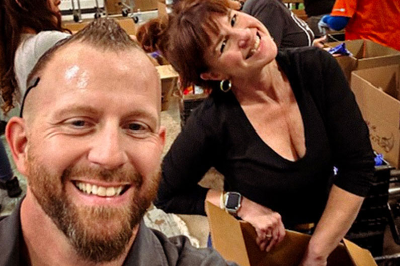 Give back day at Red Robin Phoenix